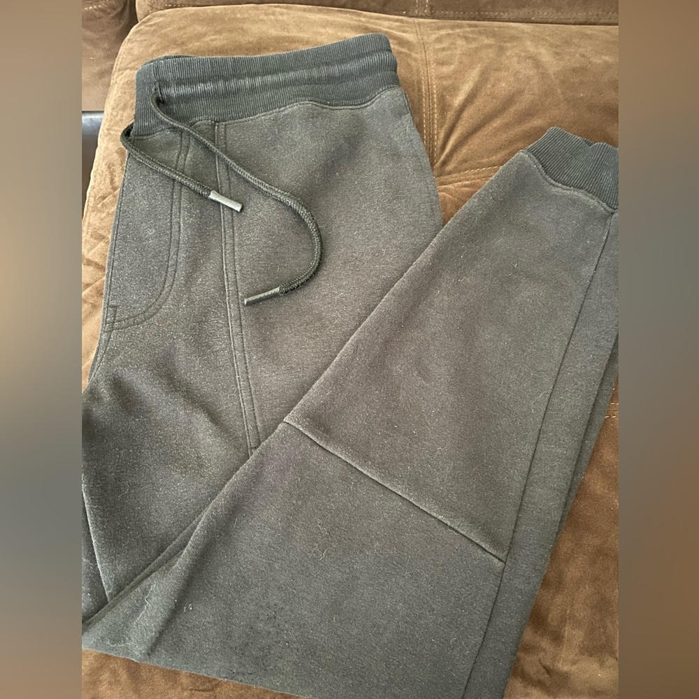 NEFF Joggers